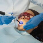 Tratamentul modern al cariilor: tot ce trebuie să știi despre laser și de ce merită să îl alegi